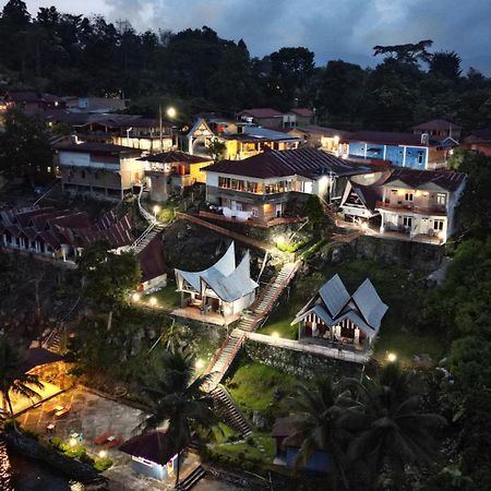 Vandu'S View Guest House & Restaurant Tuk Tuk Exterior foto